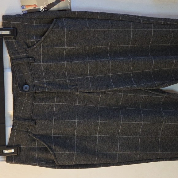 Lee Riders Pants - Picture 2 of 7